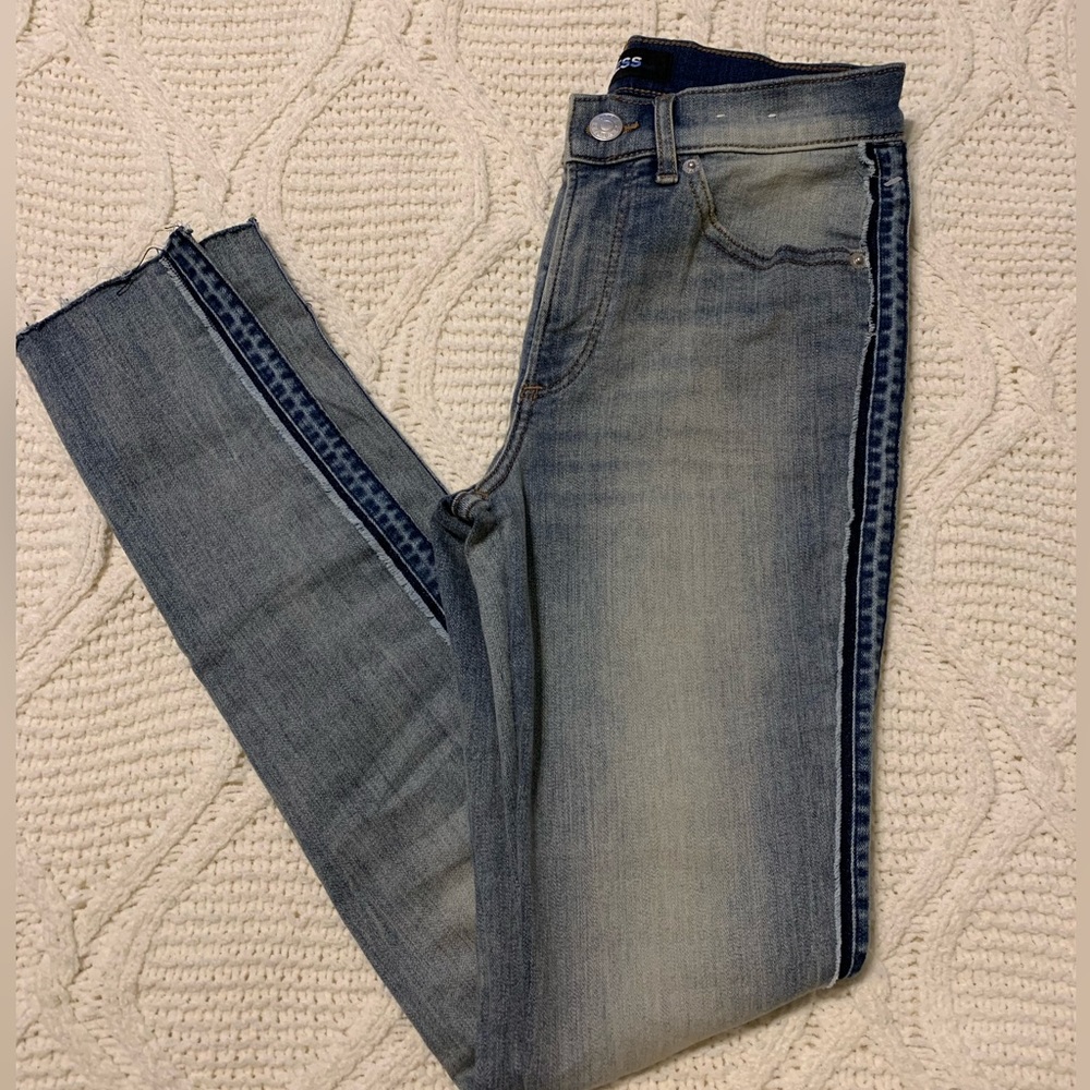 NEW express high rise skinny legging size 2 jeans